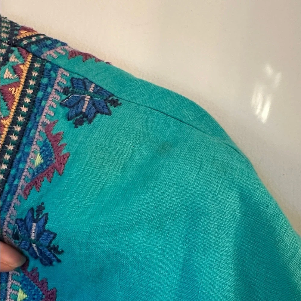 Johnny Was Teal Embroidered Bohemian linen Blouse boho size small - Picture 3 of 6